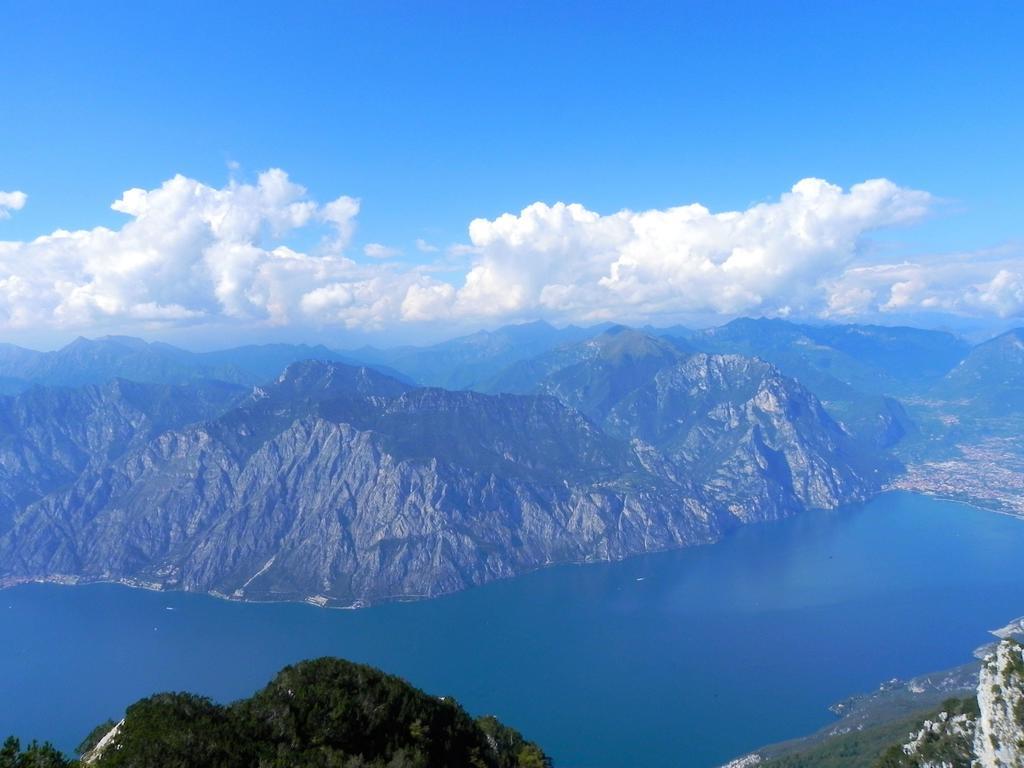 Rifugio Monte Baldo Hotel Avio Exterior foto